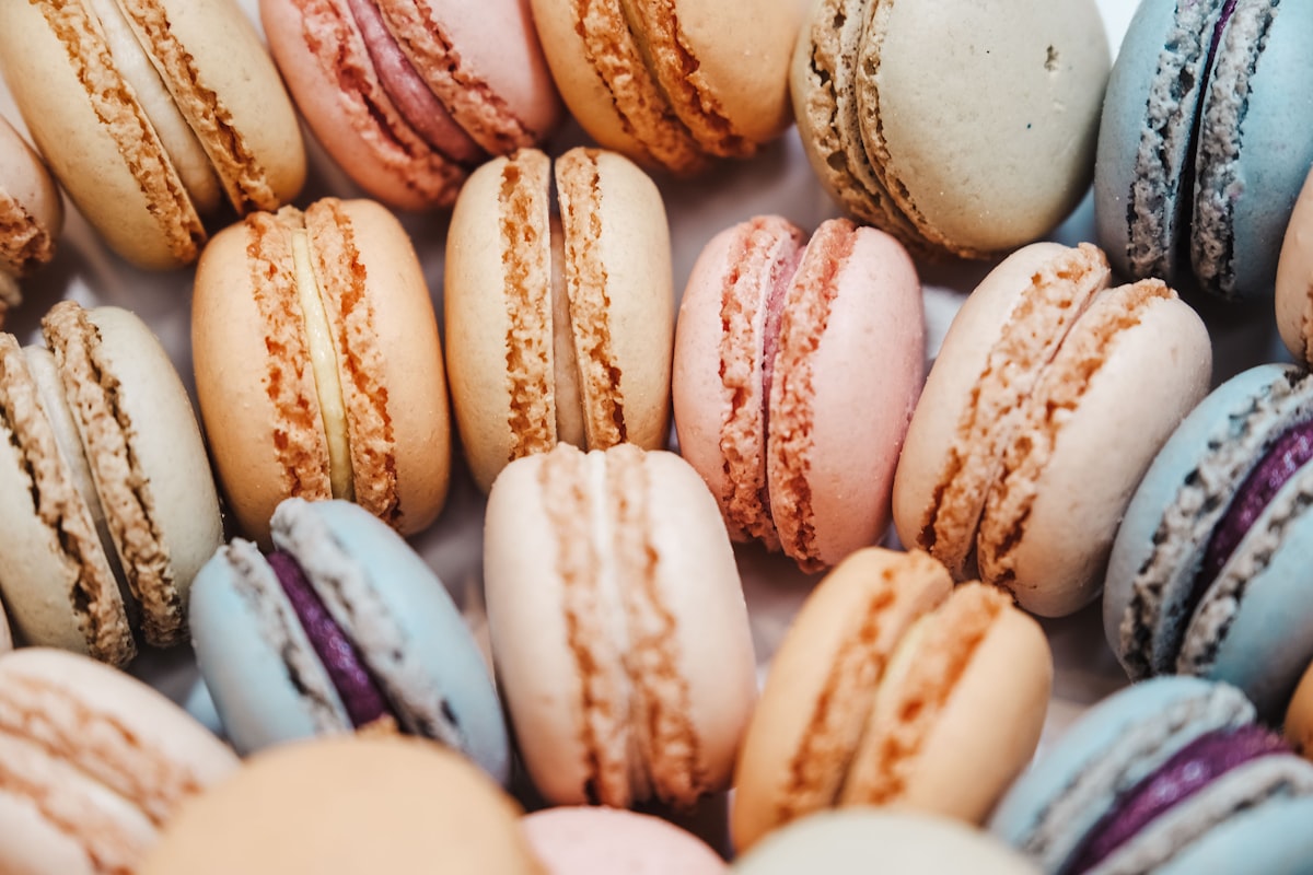 Case Study: Scaling Macarooz’s Mobile Conversion by +68% with Custom Liquid 2.0 Architecture